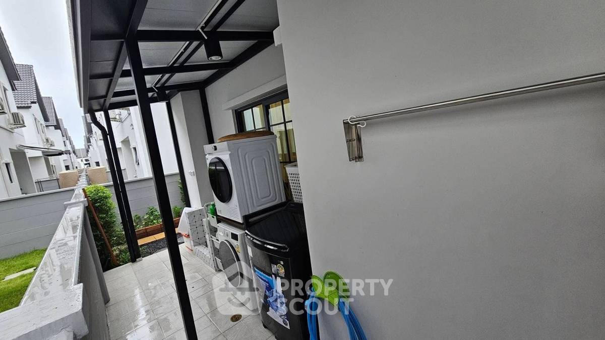 รูป บ้าน 4-ห้องนอน ที่ เซนโทร บางนา ใน บางแก้ว (ID 2457952) - รูปที่ 11/12