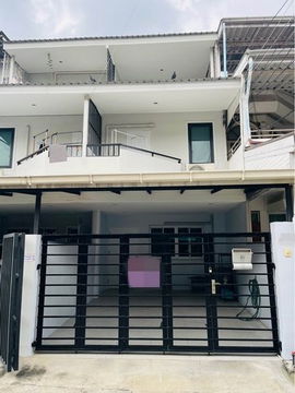 HU6996 ทาวน์เฮ้าส์ให้เช่า ย่านเกษตรศาสตร์ กรุงเทพมหานคร