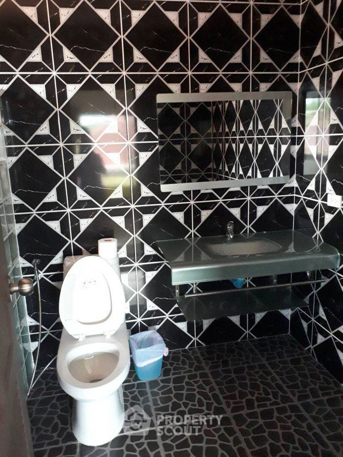 รูป บ้าน 6-ห้องนอน ที่ วิวพอยท์ วิลเลจ ใกล้ เมืองพัทยา (ID 2142432) - รูปที่ 11/12