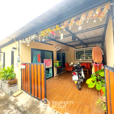 ทาวน์โฮม ถนนเตาโล : ทาวน์เฮาท์ 2-ห้องนอน ใกล้ พัทยาตะวันออก (ID 2146462)