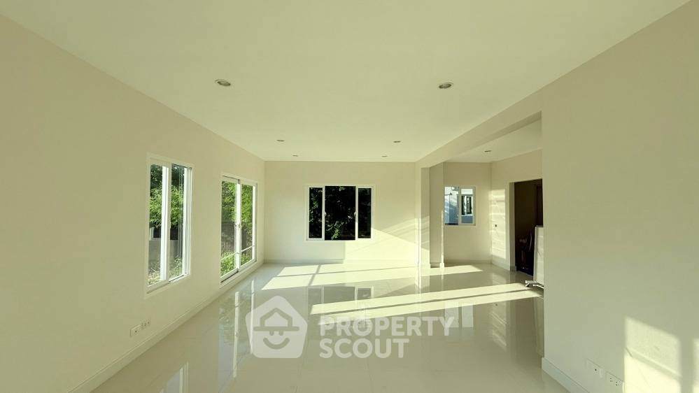 picture 3-BR House at Passorn Bhuddhamonthon Sai 2-Bangwaek in Bang Phai (ID 1994525) - 1/11