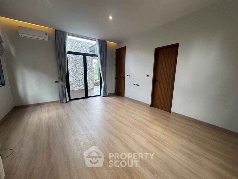 รูป บ้าน 5-ห้องนอน ใน วัดประดู่ (ID 2009249) - รูปที่ 18/23