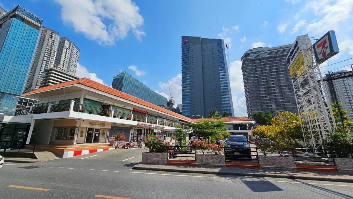 รูป 🏢 ให้เช่า พื้นที่สำนักงาน / ร้านค้า / คลินิก — เดินถึง BTS อุดมสุข เพียง 100 ม. - รูปที่ 1/7
