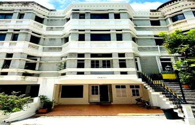 ทาวน์โฮมให้เช่า : ✨ ให้ เช่าทาวน์เฮ้าส์ 4 ชั้น โครงการ Chicha Castle – 33 ตร.ว. ใกล้ มศว ประสานมิตร ทำเลเยี่ยม