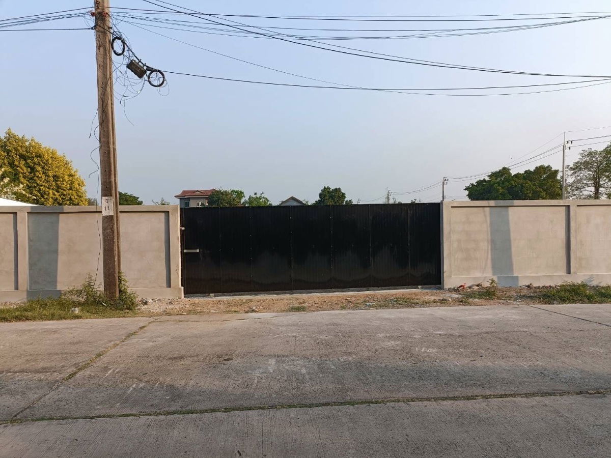 picture Land for rent on Soi Suwinthawong 24, Minburi, 35,000 baht/month💥 - 1/11