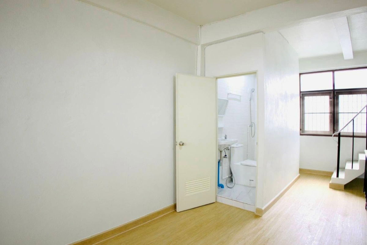 picture LTH13631 – Townhouse/Commercial Building for Rent | Sathorn 11 | 180 sqm | 3 Studio 3 Baths | 40K/Month | Near BTS Saint Louis | - 7/8