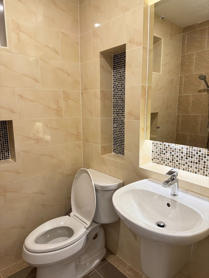 picture Two-storey detached house for sale  4 bedrooms 3 bathrooms and 3 parkings. - 11/26