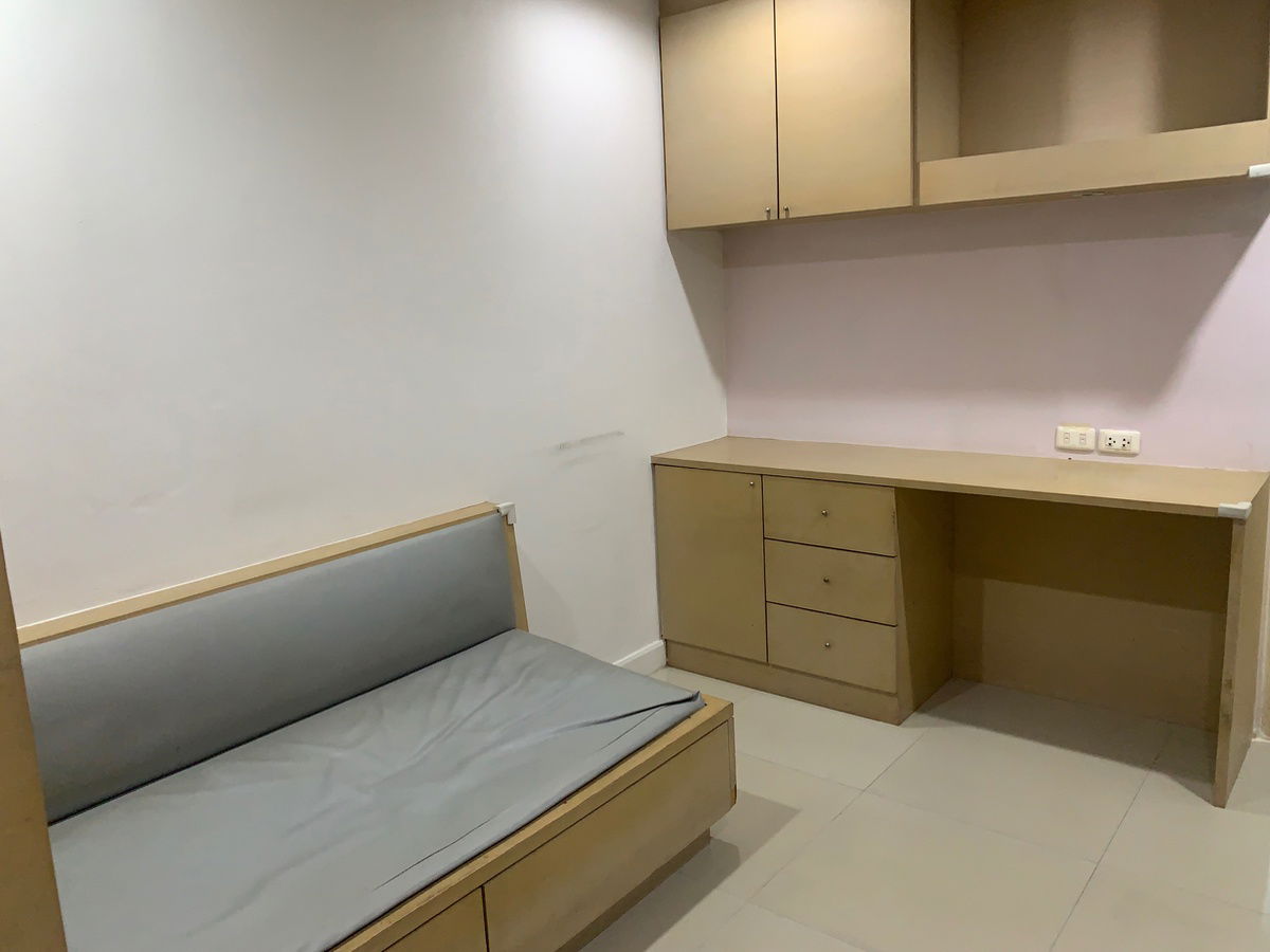 picture 📣 Lat Phrao 18 ~ Condo for rent ~ 450 meters from Lat Phrao MRT Station, 6-minute walk ~ Near Union Mall, Central Ladprao, and Mini Big C Extra - 7/11