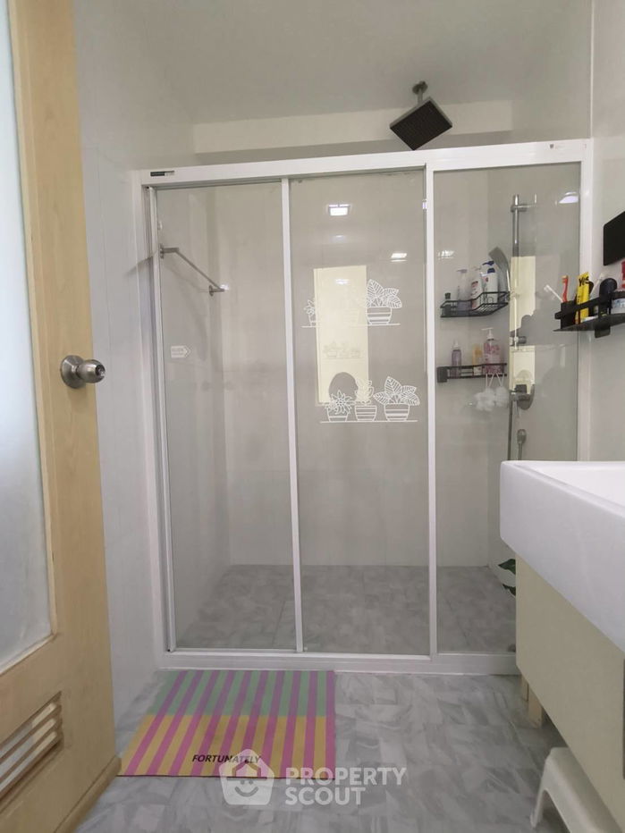 picture 1-BR Condo at My Resort Bangkok Condominium near MRT Phetchaburi (ID 2455278) - 8/16