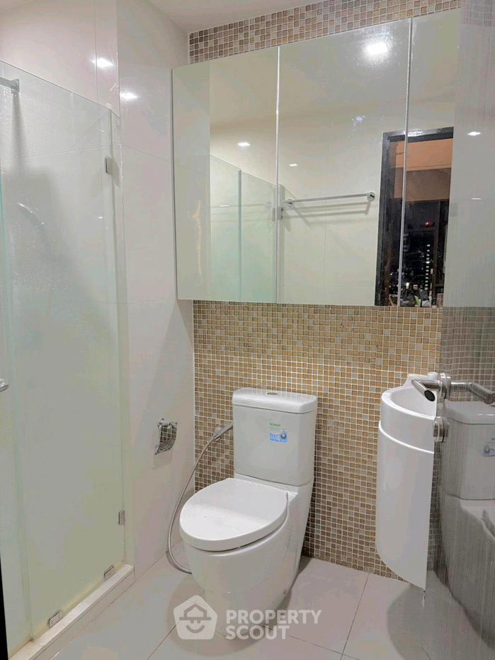 picture 1-BR Condo at Rhythm Asoke near MRT Phra Ram 9 (ID 2452442) - 7/10