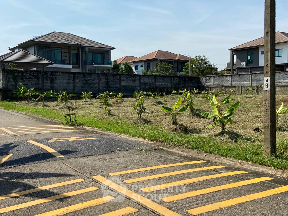 รูป ที่ดินสำหรับปล่อยขาย 1,372 ตารางเมตร แถว ใน ศาลาธรรมสพน์ (ID 1448819) - รูปที่ 2/3