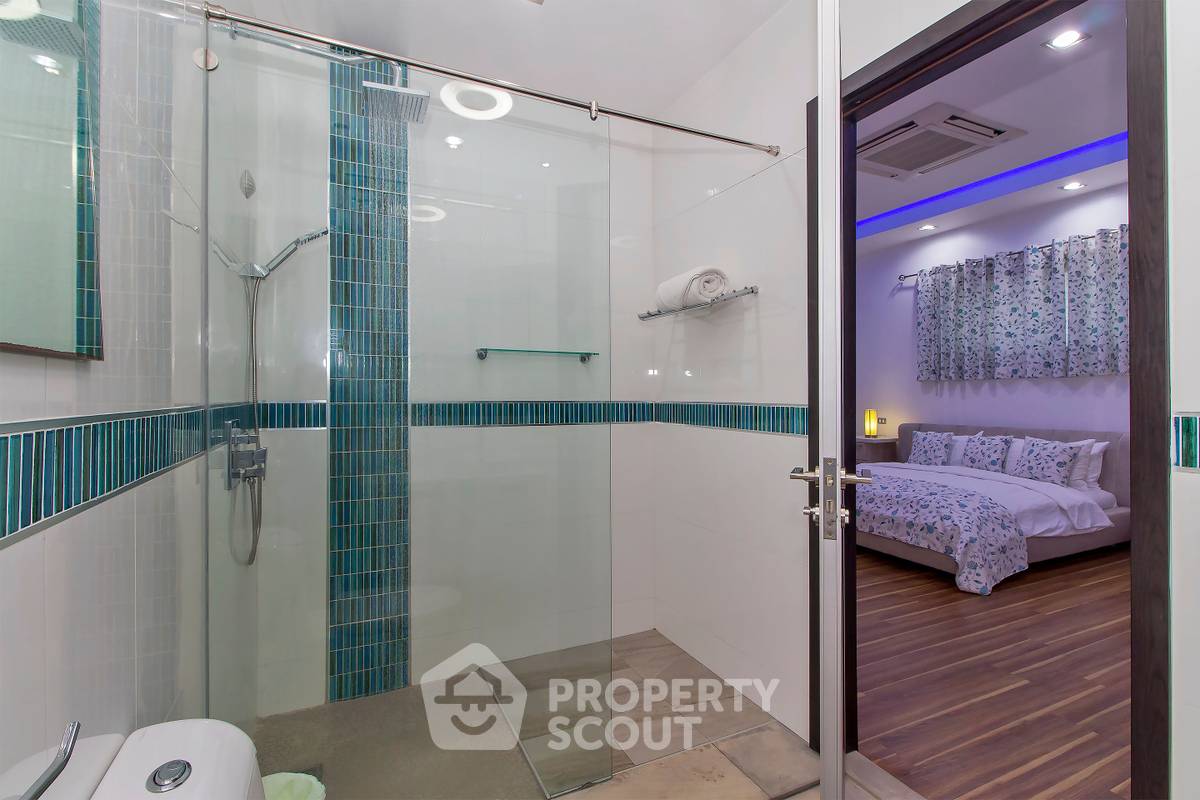 picture 4-BR Villa close to Phratamnak (ID 1330794) - 38/46