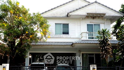 Houses for sale Nonthaburi : 3-BR House in Bang Khun Kong (ID 1633341)