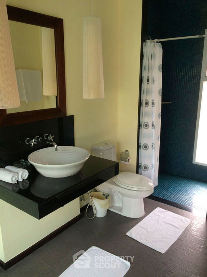 รูป วิลล่า 4-ห้องนอน ที่ ทู วิลล่า ธารา ใกล้ หาดลากูน่า (ID 801519) - รูปที่ 19/37