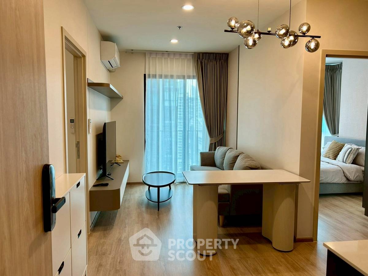 picture 2-BR Condo at Nue District R9 near MRT Phra Ram 9 (ID 2433761) - 1/7