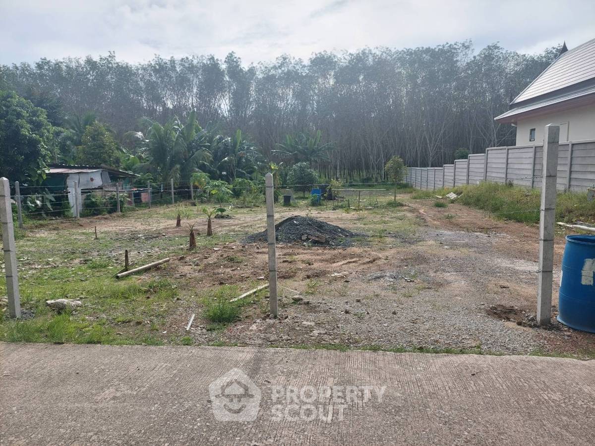 รูป ที่ดินสำหรับปล่อยขาย 950 ตารางเมตร แถว ใน ศรีสุนทร (ID 1976607) - รูปที่ 8/10