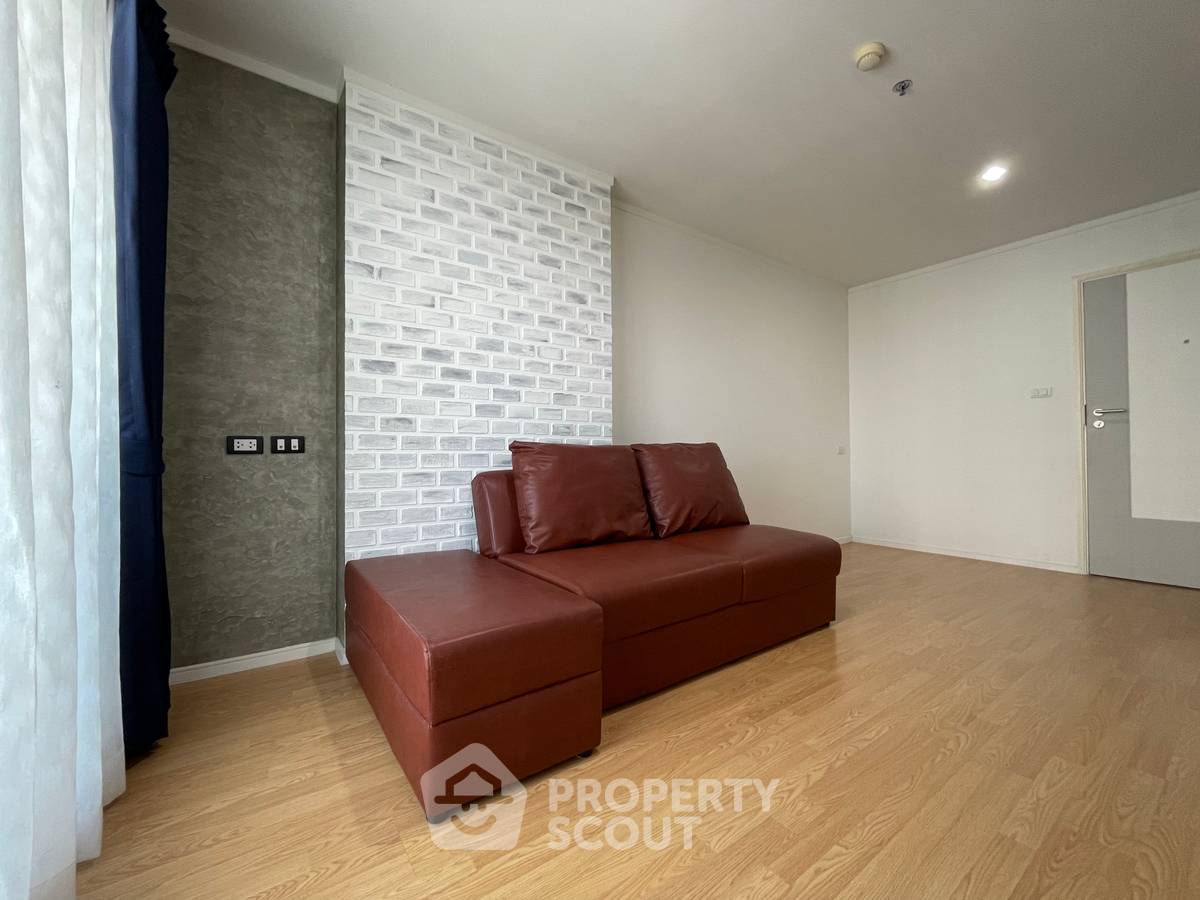 รูป คอนโด 1-ห้องนอน ที่ ลุมพินี เพลส ศรีนครินทร์-หัวหมาก ใกล้ ARL หัวหมาก (ID 742596) - รูปที่ 2/9