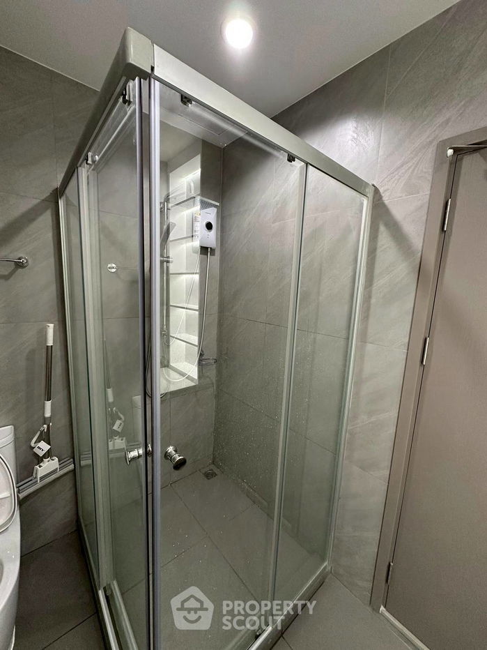 picture 1-BR Condo at IDEO Sukhumvit - Rama 4 near BTS Phra Khanong (ID 2455749) - 5/11