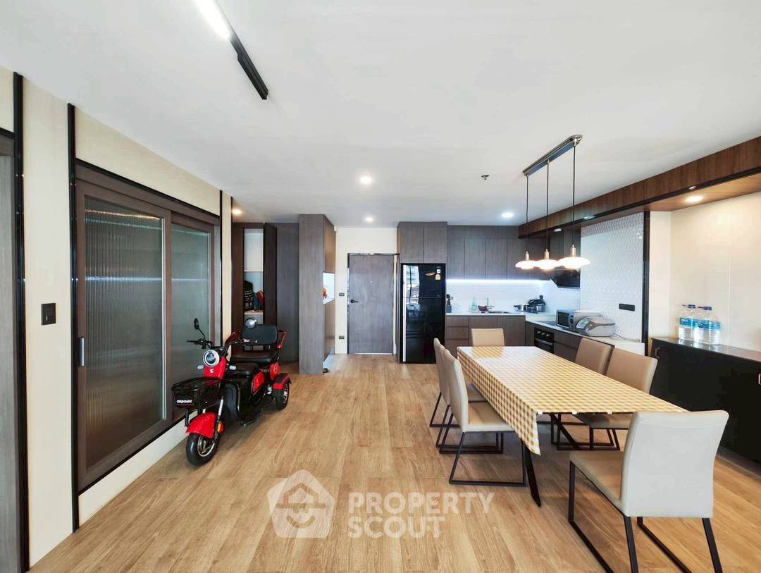 picture 2-BR Condo at View Talay 5 Condominium Jomtien close to Jomtien Beach (ID 2366604) - 4/11