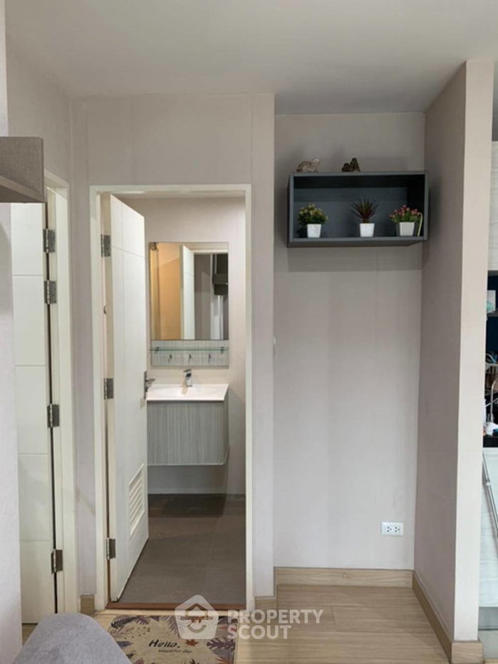 picture 1-BR Condo at Lugano near MRT Ratchadaphisek (ID 1128208) - 7/12