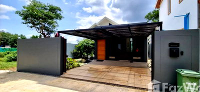 บ้านเดี่ยว ถลาง ภูเก็ต : วิลล่า 3 ห้องนอนโมเดิร์นสำหรับขาย ใกล้เทพกระษัตรี ภูเก็ต - U5596388