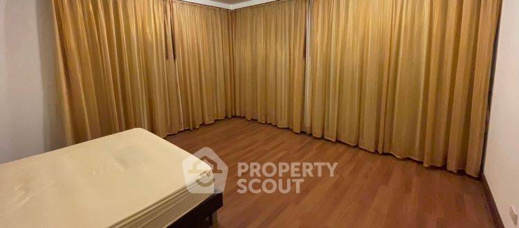 picture 3-BR Condo at Centric Place Ari 4- Phaholyothin near BTS Ari (ID 2430728) - 2/6