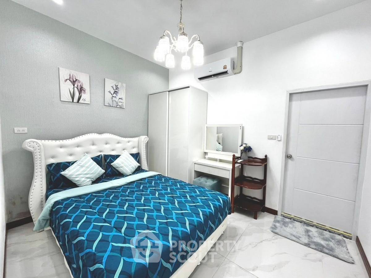 รูป บ้าน 4-ห้องนอน ที่ รอยัล กรีน พาร์ค ใกล้ พัทยาตะวันออก (ID 2099763) - รูปที่ 13/17