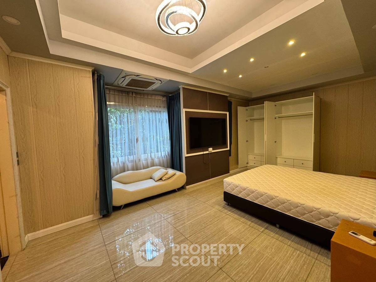 รูป วิลล่า 4-ห้องนอน ใกล้ พัทยาเหนือ (ID 2103538) - รูปที่ 10/16