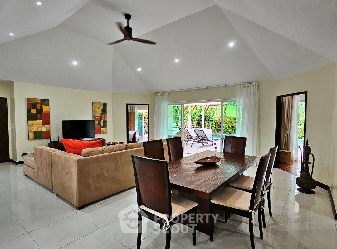 รูป วิลล่า 3-ห้องนอน ใกล้ กะทู้ (ID 1889149) - รูปที่ 9/25