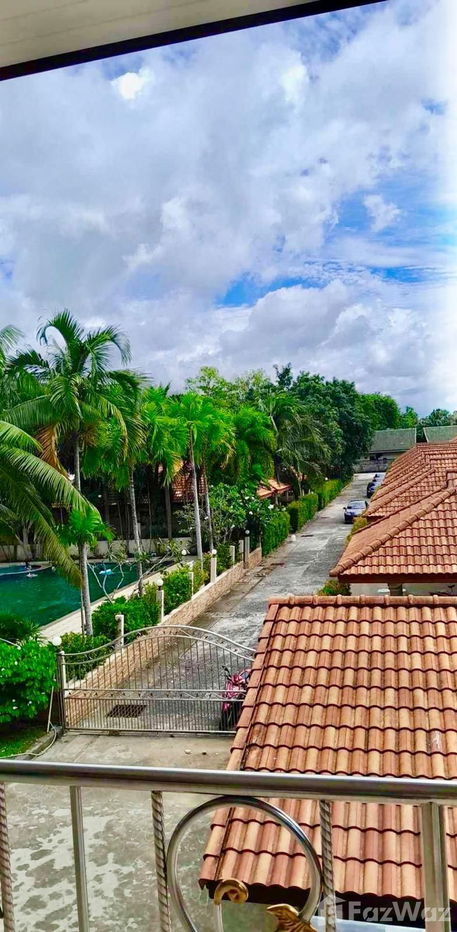 picture 36 Bedroom Villa for sale in Rawai, Phuket  2006247 - 1/12