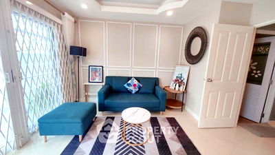 Townhouses for sale Thappraya Road : 2-BR Townhouse close to Pattaya South (ID 2171648)