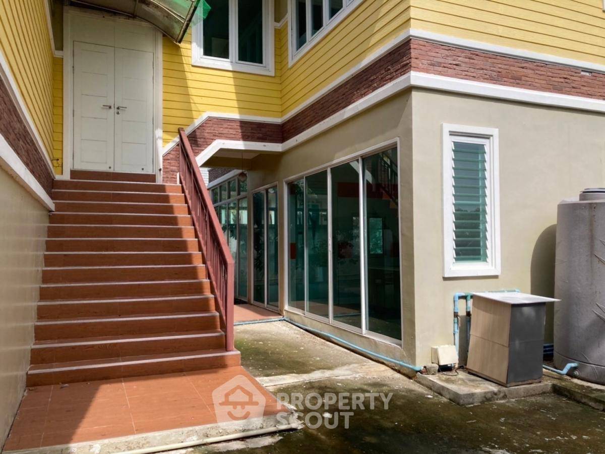 รูป บ้าน 5-ห้องนอน ใน บางบัวทอง (ID 1734045) - รูปที่ 8/9