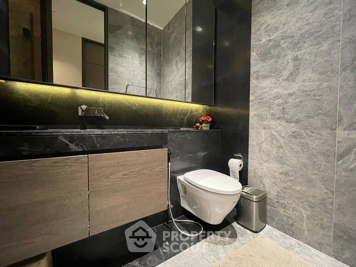 picture 2-BR Condo at 28 Chidlom near BTS Chit Lom (ID 1450084) - 5/16
