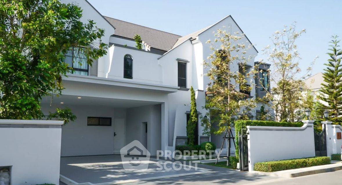 picture 4-BR House at Nantawan Rama 9 - New Krungthep Kreetha in Saphan Sung (ID 2088984) - 1/38