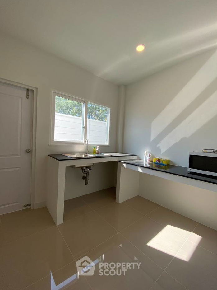 รูป บ้าน 4-ห้องนอน ใน บ้านคลองสวน (ID 1526579) - รูปที่ 8/12