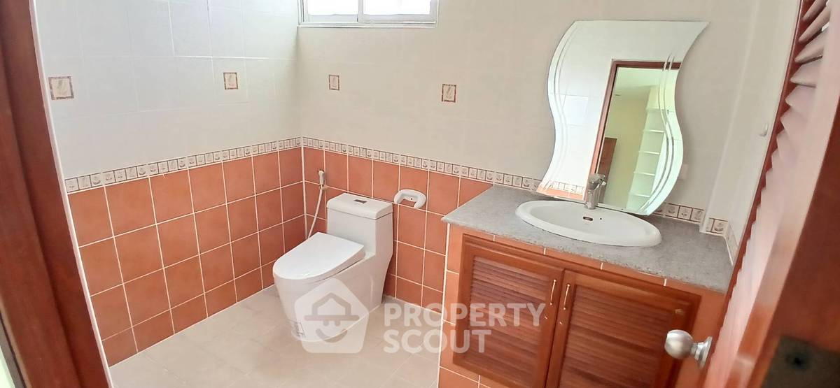 รูป บ้าน 5-ห้องนอน ใกล้ อ่างเก็บน้ำมาบประชัน (ID 2102311) - รูปที่ 11/13