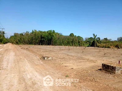 ที่ดิน ถนนพระยาสุเรนทร์ : ขายที่ดิน 528 ตารางวา ใน สามวาตะวันตก (ID 1177261)