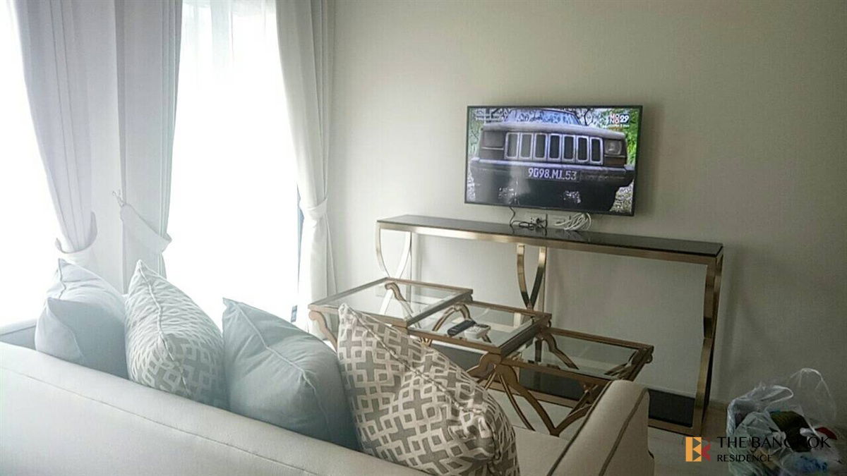 picture Noble Ploenchit ⭐Stunning Fully Built-In Unit, Move-In Ready 💚 Near BTS Pleonchit  - 2/7