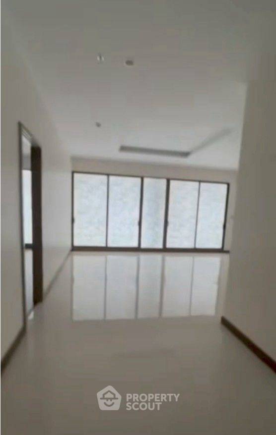 รูป คอนโด 3-ห้องนอน ที่ ศุภาลัย โอเรียนทัล สุขุมวิท 39 ใกล้ MRT เพชรบุรี (ID 2452480) - รูปที่ 1/7