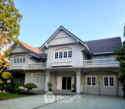 Houses for sale Tesco Lotus Srinakarindra : 5-BR House in Samrong Nuea (ID 2052915)