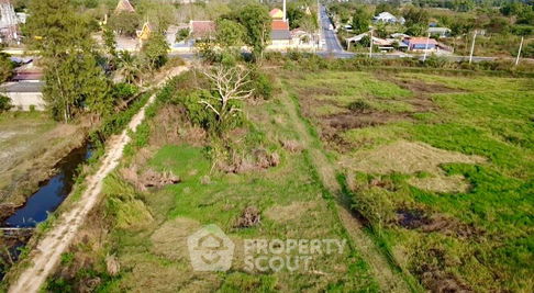 ที่ดินสำหรับปล่อยขาย 19,200 ตารางเมตร แถว ใน ทับใต้ (ID 2050953)