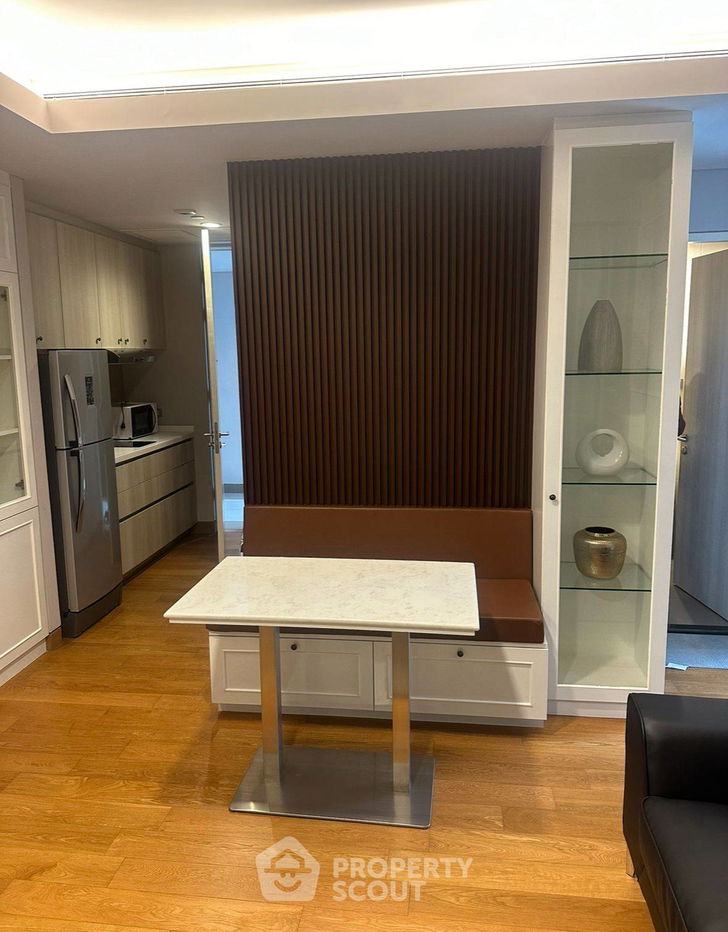 picture 2-BR Condo at The Lumpini 24 near BTS Phrom Phong (ID 1716854) - 9/30