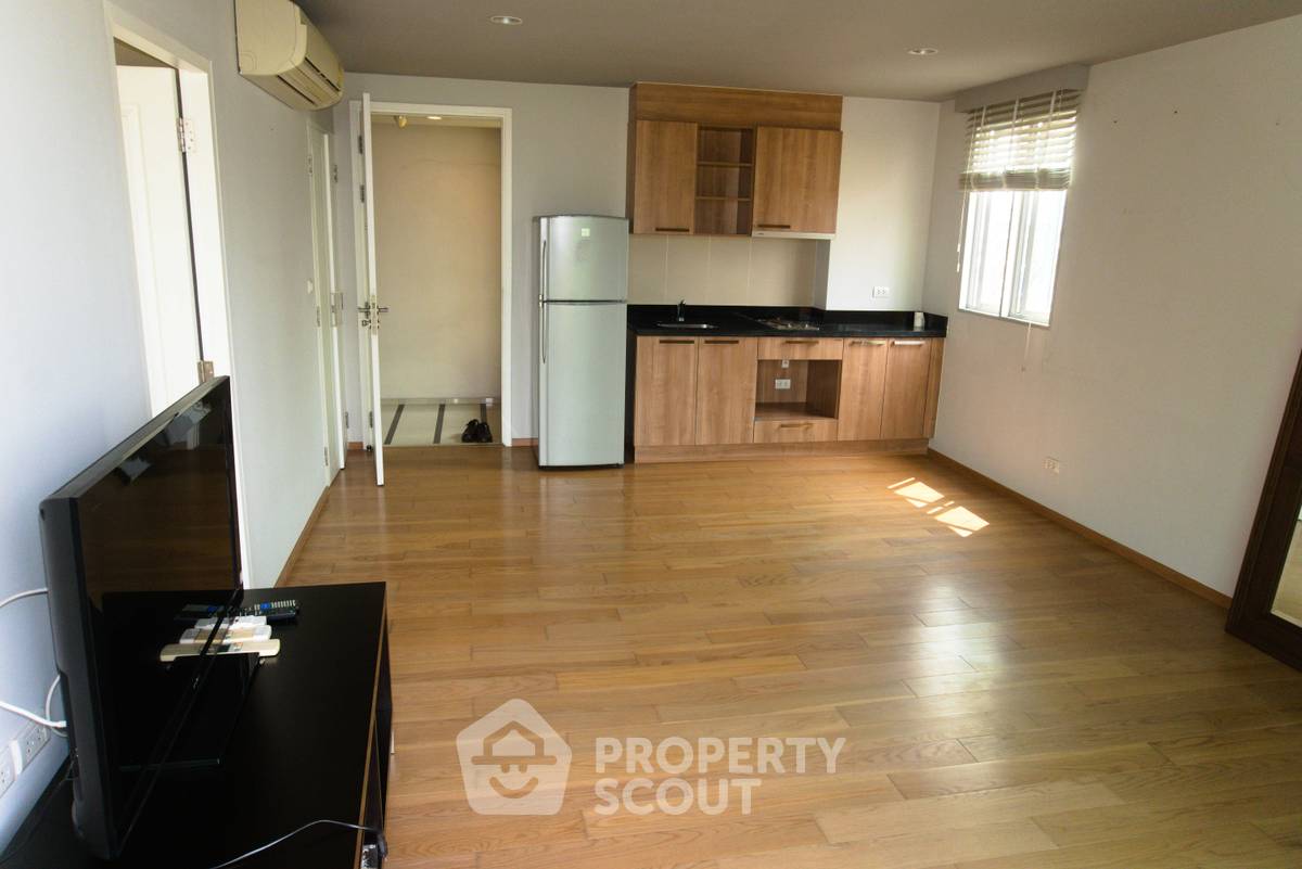 รูป คอนโด 1-ห้องนอน ที่ ไฮฟ์ สุขุมวิท 65 ใกล้ BTS เอกมัย (ID 1531315) - รูปที่ 1/9