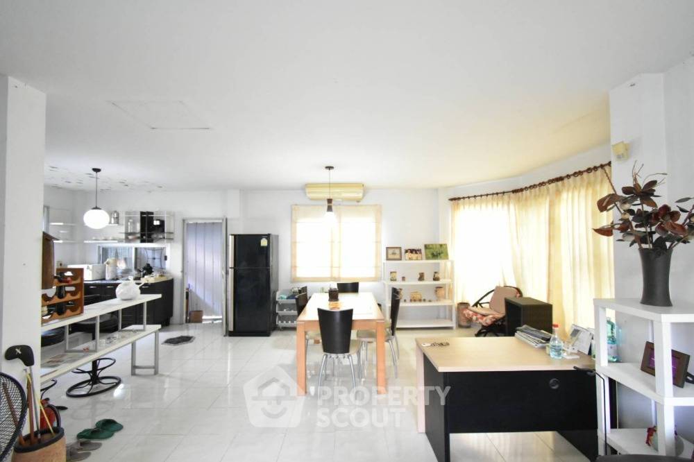 รูป บ้าน 3-ห้องนอน ใน บางเสาธง (ID 1866189) - รูปที่ 3/11