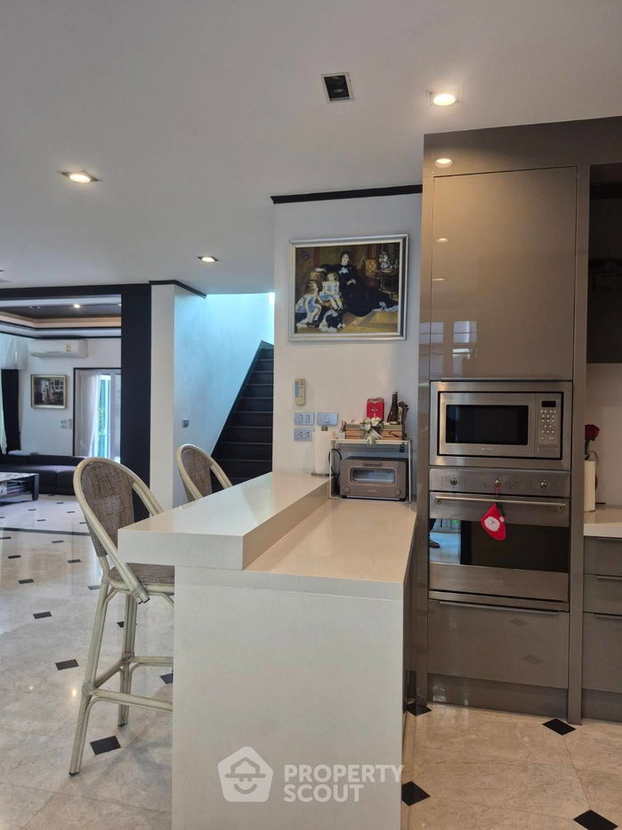 picture 4-BR House in Nuan Chan (ID 2456436) - 24/43