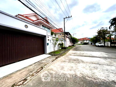 บ้านเดี่ยว ม.ราชภัฏภูเก็ต : บ้าน 5-ห้องนอน ใน รัษฎา (ID 1865053)