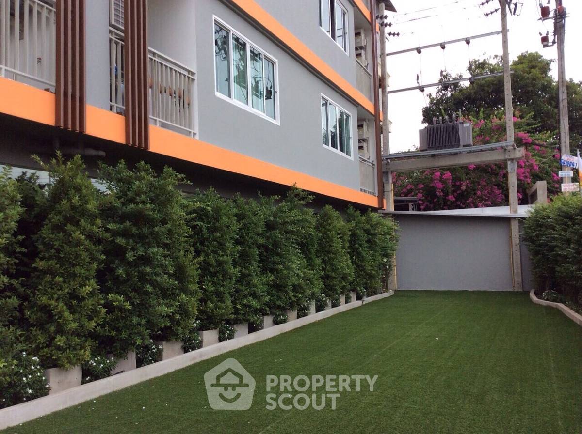 picture 1-BR Condo at The Maple @ Ratchada near MRT Ratchadaphisek (ID 732429) - 5/13