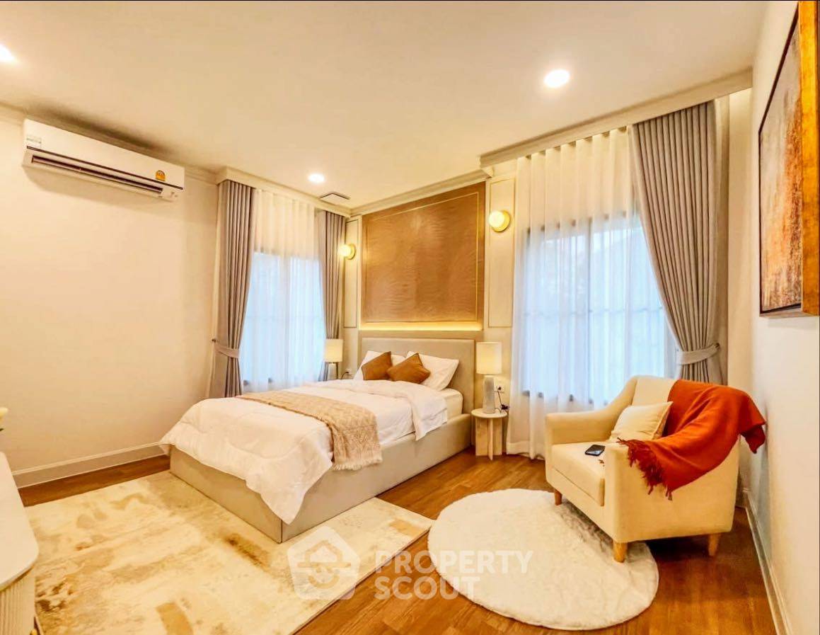 picture 4-BR House at Nantawan Rama 9 - New Krungthep Kreetha in Saphan Sung (ID 2088984) - 19/38