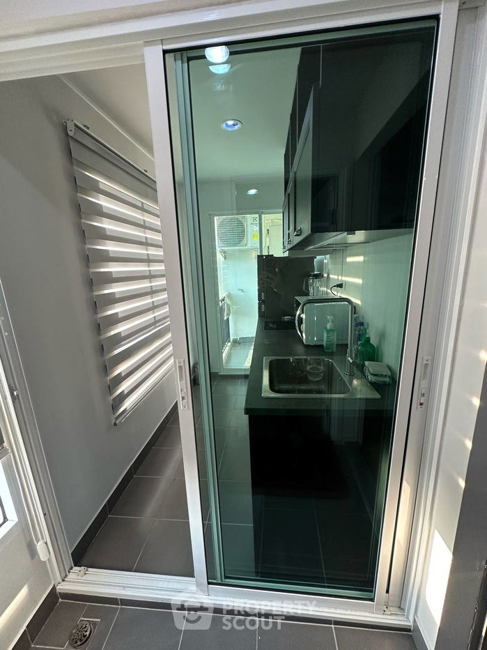 รูป คอนโด 1-ห้องนอน ที่ รีเจ้นท์โฮม สุขุมวิท 81 ใกล้ BTS อ่อนนุช (ID 1459139) - รูปที่ 16/19