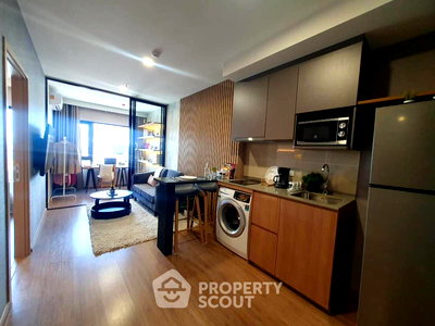 Condos for sale MRT Bang Khae : 1-BR Condo at The Livin Phetkasem near MRT Phasi Charoen (ID 1571320)